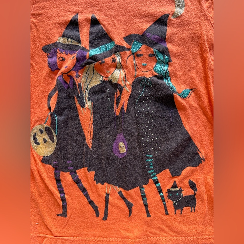 1989 Place Long Sleeve Witches Tee - Picture 5 of 5